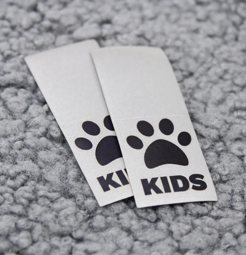 Нашивка світловідбивна "Kids" лапка 25*65 мм-1