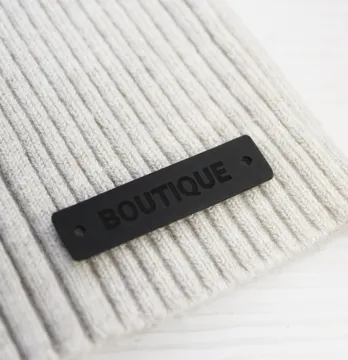 Нашивка "Boutique" 40*10 мм чорного кольору