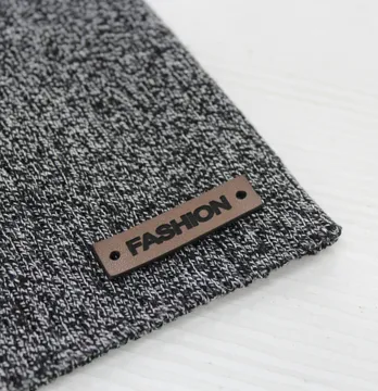 Нашивка "Fashion" 40*10 мм темно-коричневого кольору