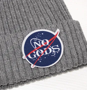 Жаккардовая нашивка "No gods" d=55 мм синего цвета на флизелиновой основе