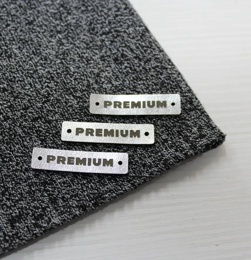 Нашивка "Premium" 40*10 мм срібного кольору-1