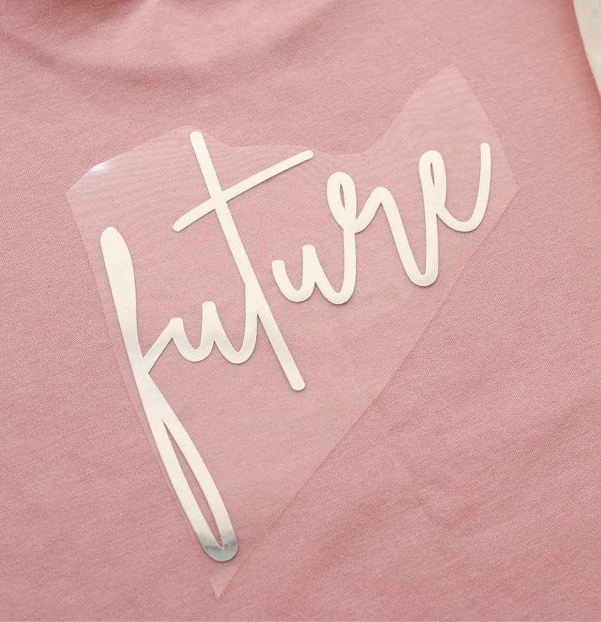 Термоаплікація з плівки "Future" 15,5*16,8 срібного кольору-1