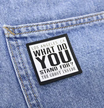 Нашивка "What do you stand for" 45мм черно-белого цвета