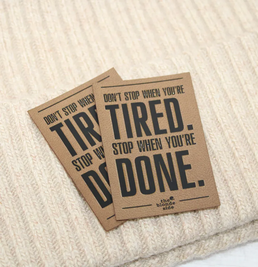 Нашивка "Tired done" 40*60 мм пісочного кольору-1