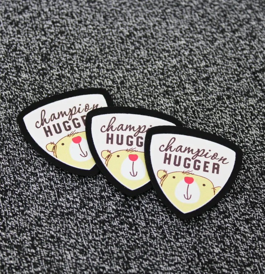 Нашивка "Champion hugger" 40*40 мм -1