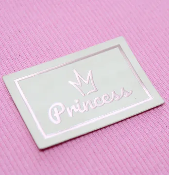 Нашивка "Princess" 60*40 мм белого цвета