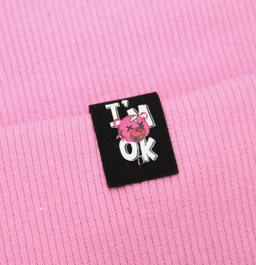 Нашивка "Im ok" Мишка 20*50мм черного цвета-0