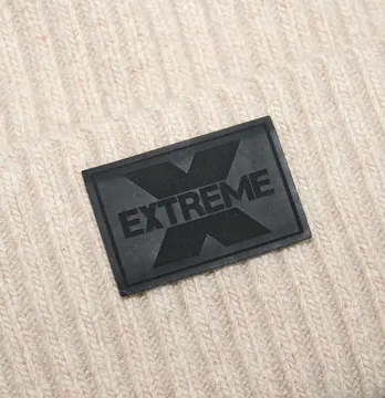 Нашивка "Extreme" 45*30 мм чорного кольору