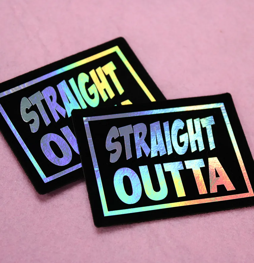 Нашивка "Straight outta" 70*50 мм чорного кольору з голограмою-1