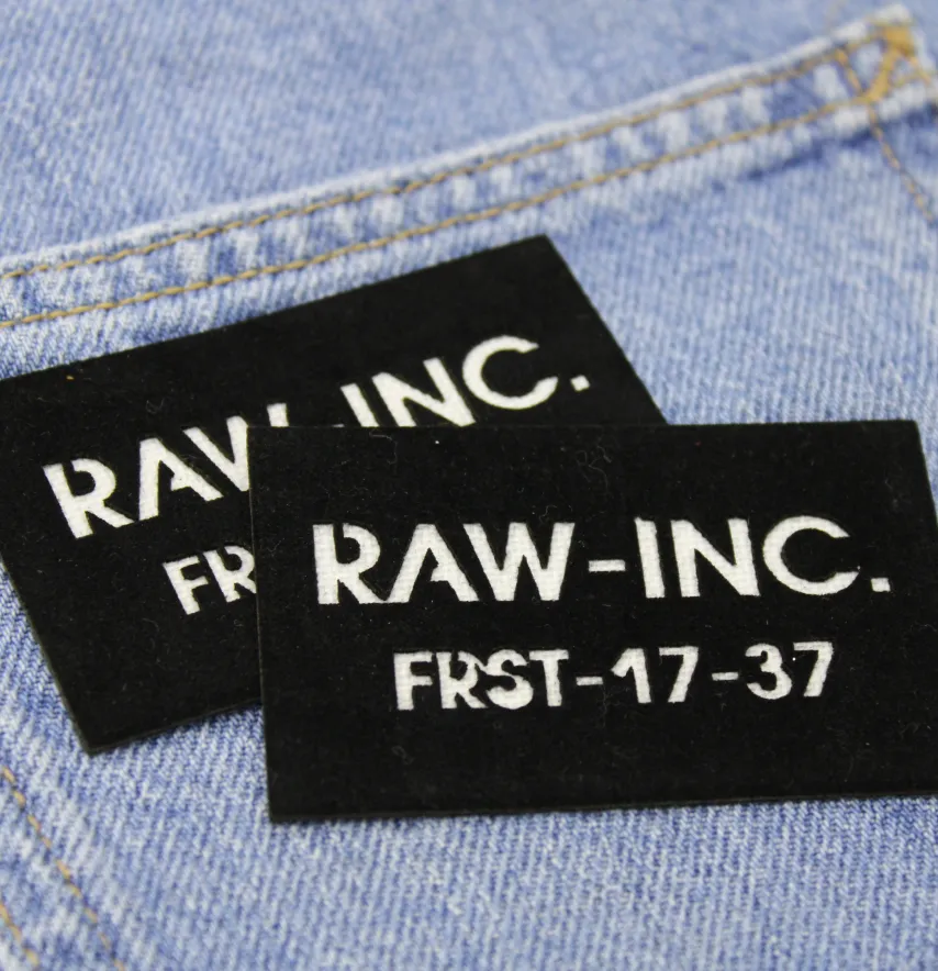 Шеврон двухслойный "RAW-INC 17-37" 70*45 мм-1