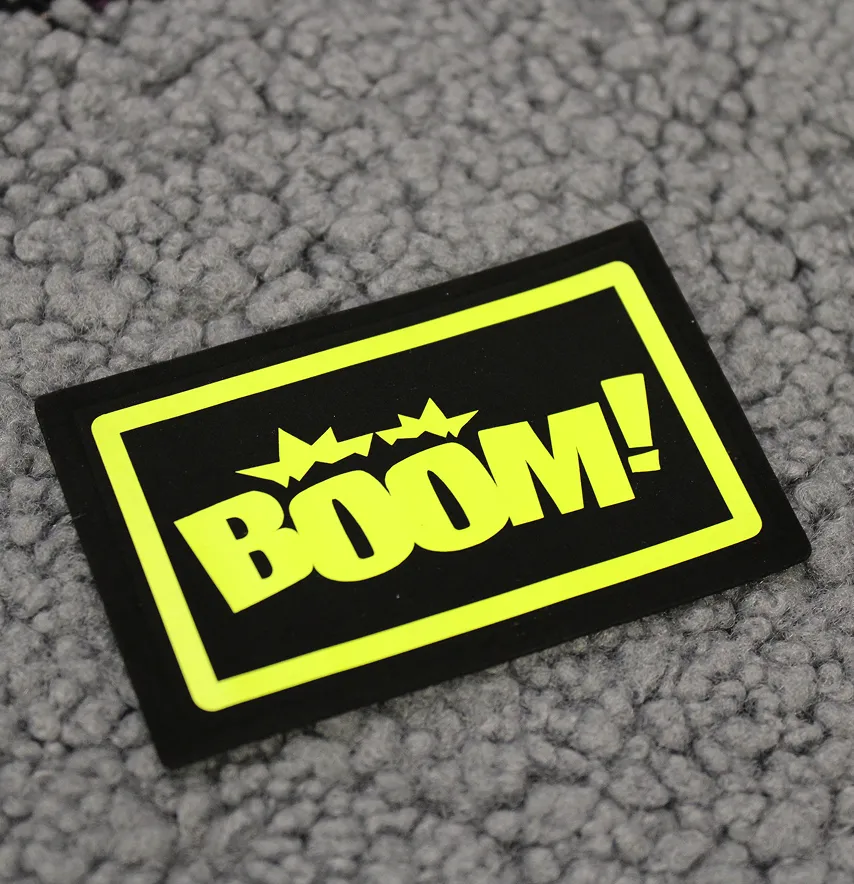 Нашивка "BOOM!" 80*50 мм лимонного кольору-1
