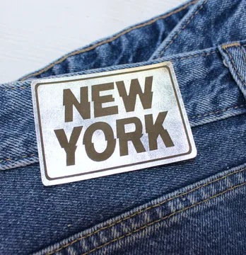 Нашивка "New York" 70*50 мм срібного кольору