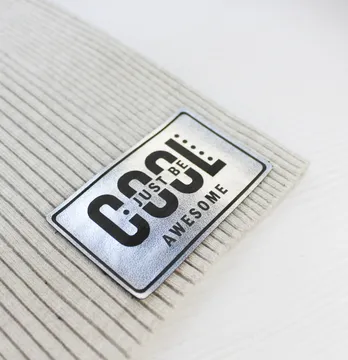 Нашивка "COOL just be awesome" 80*50 мм серебряного цвета