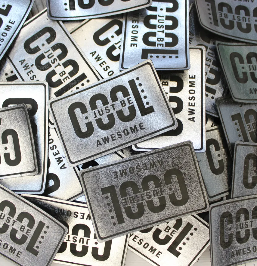 Нашивка "COOL just be awesome" 80*50 мм серебряного цвета-1