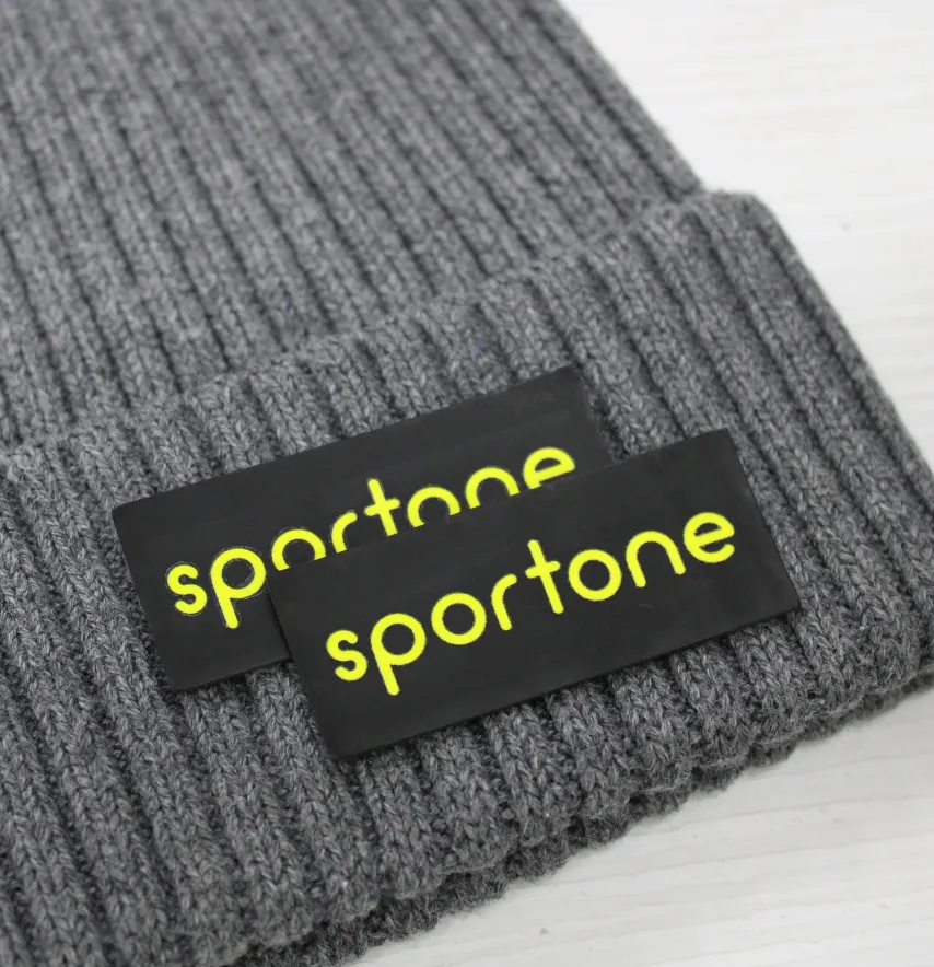 Нашивка "Sportone" 60*25 мм чорного кольору з зеленим-1