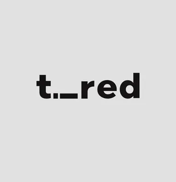 Термонаклейка "Tired" 8*2 см черного цвета