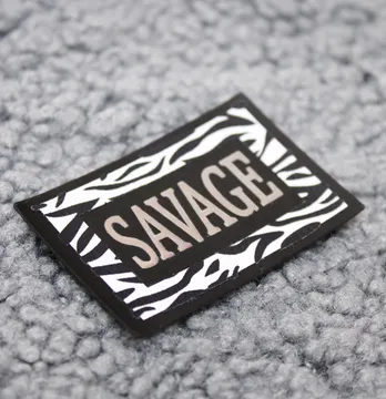 Нашивка "Savage" 60*40мм черная с серебром