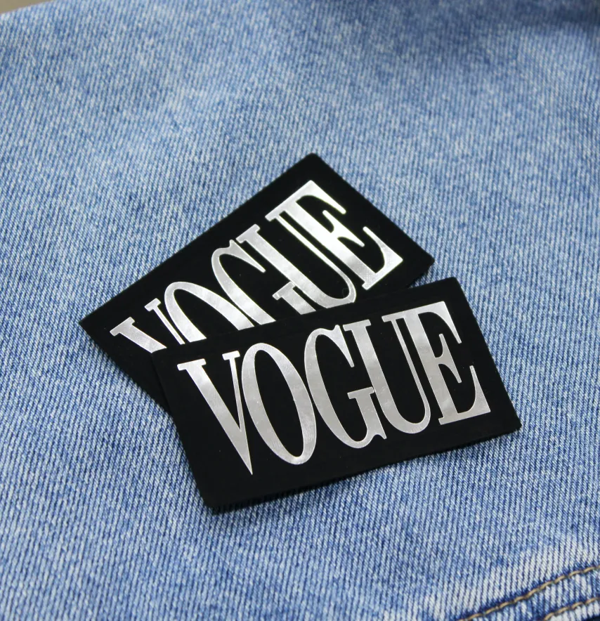 Нашивка "VOGUE" 70*40 мм черного цвета-3