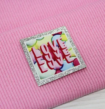Нашивка из глитера "Love love" 40*40 мм розового цвета