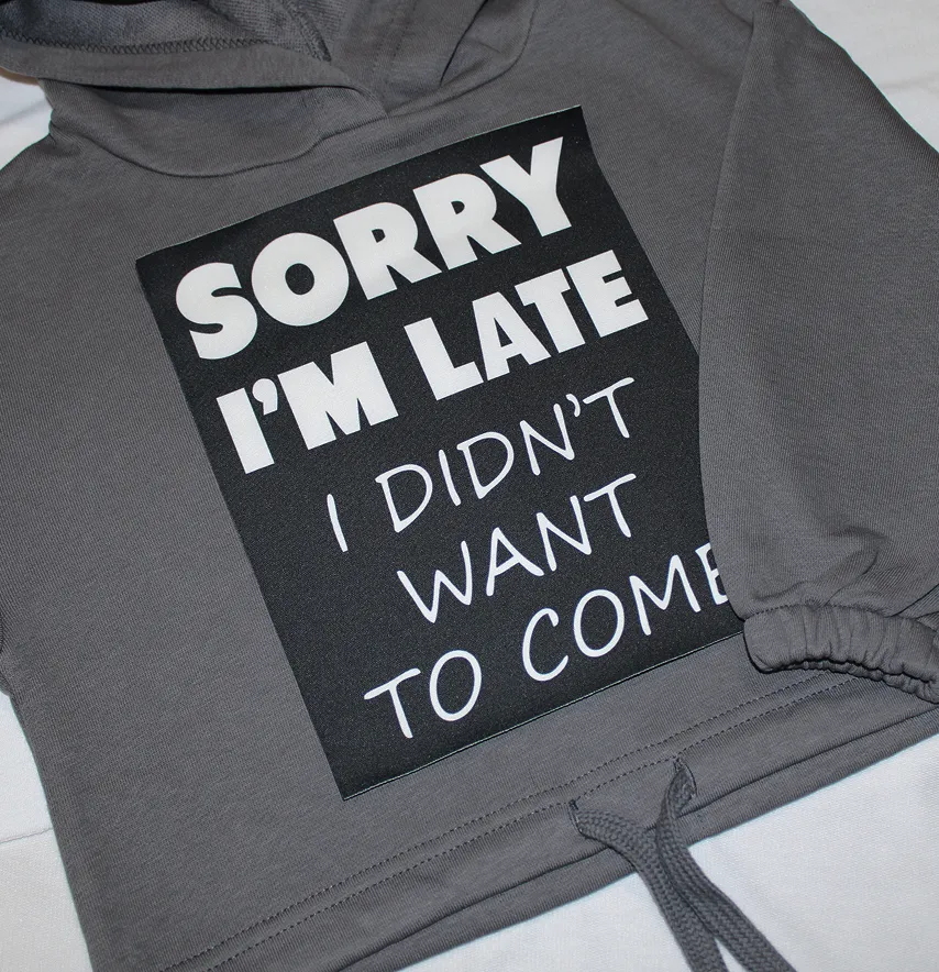 Нашивка тканева "Sorry i'm late" 19*23 см-0
