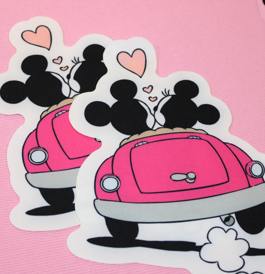 Нашивка тканева фігурна "Mickey в машині" 15*20 см-2