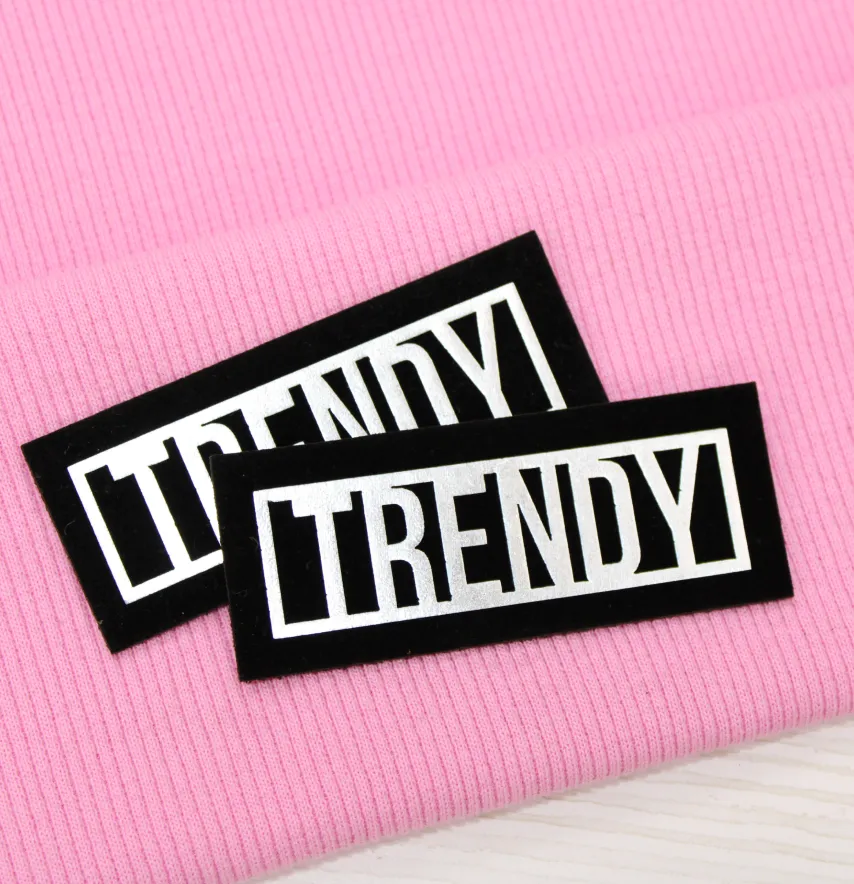 Нашивка "Trendy" 75*30мм черного цвета с серебром-1