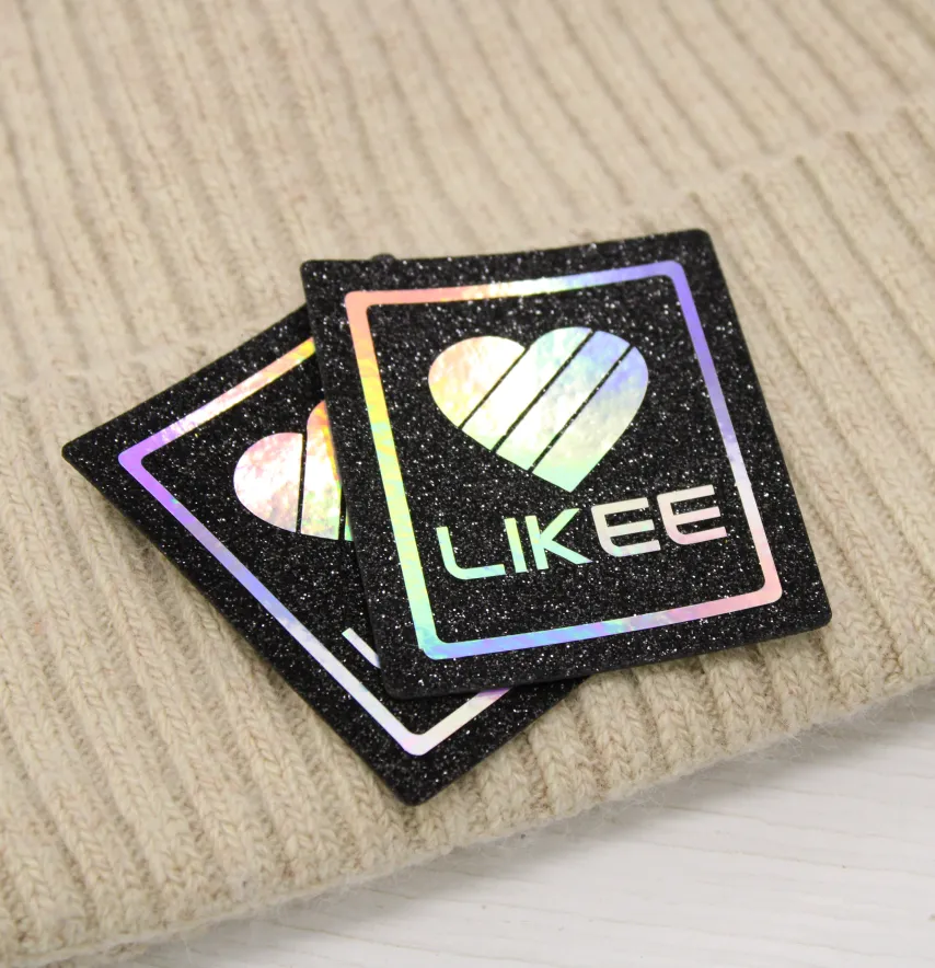 Нашивка з глітеру "Likee" 55*65 мм чорного кольору-1