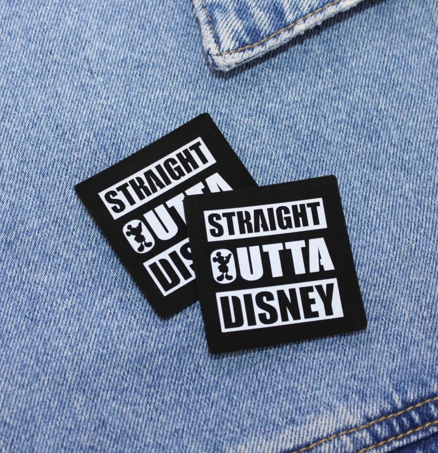Нашивка світловідбивна "Straight outta disney" 50*50 мм чорного кольору-1