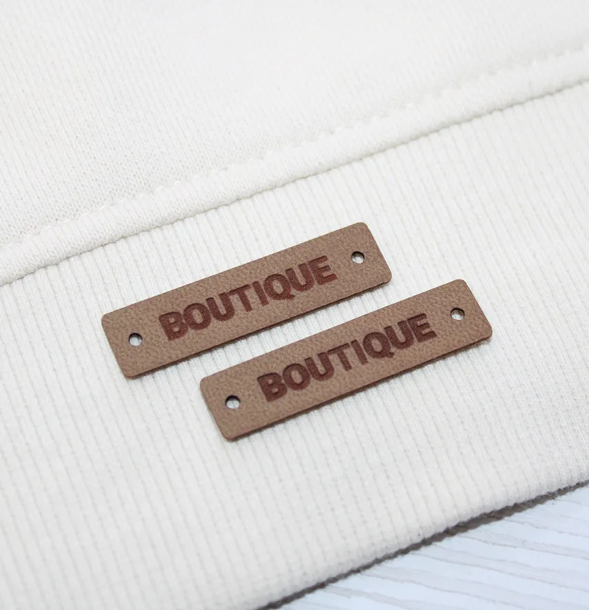 Нашивка "Boutique" 40*10 мм пісочного кольору-2