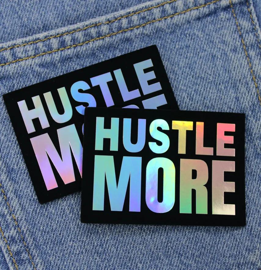 Нашивка "Hustle More" 70*50мм черного цвета-1