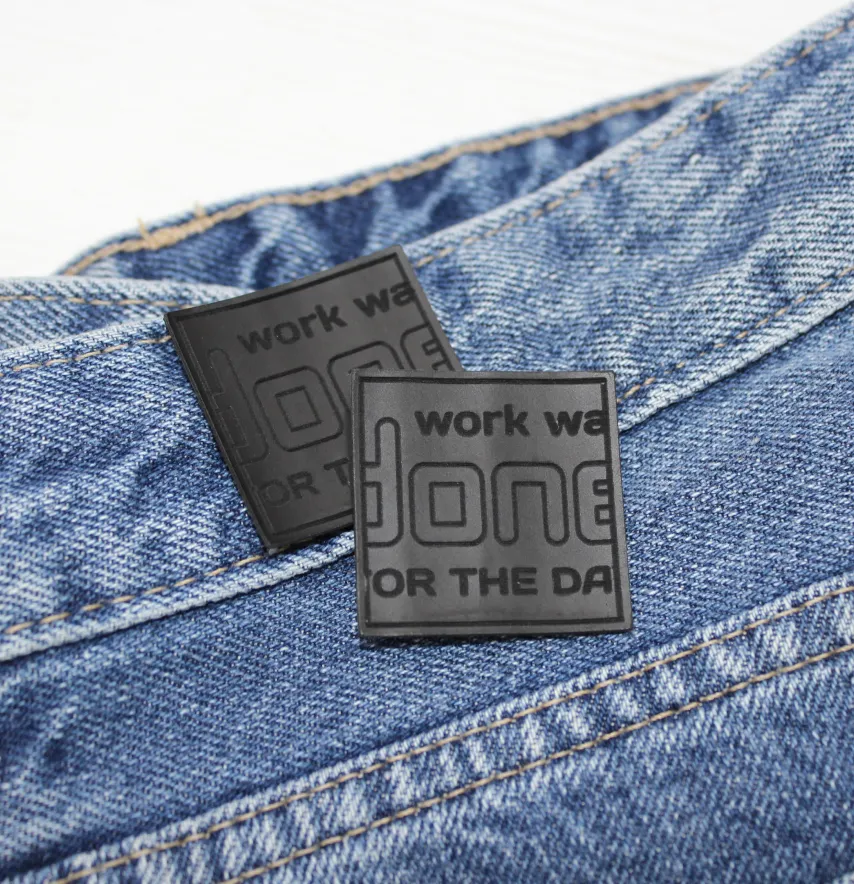 Нашивка "Work done" 35*35 мм черного цвета-2