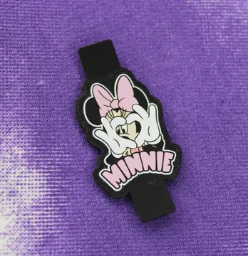 Нашивка "Minnie" 22*50мм черного цвета