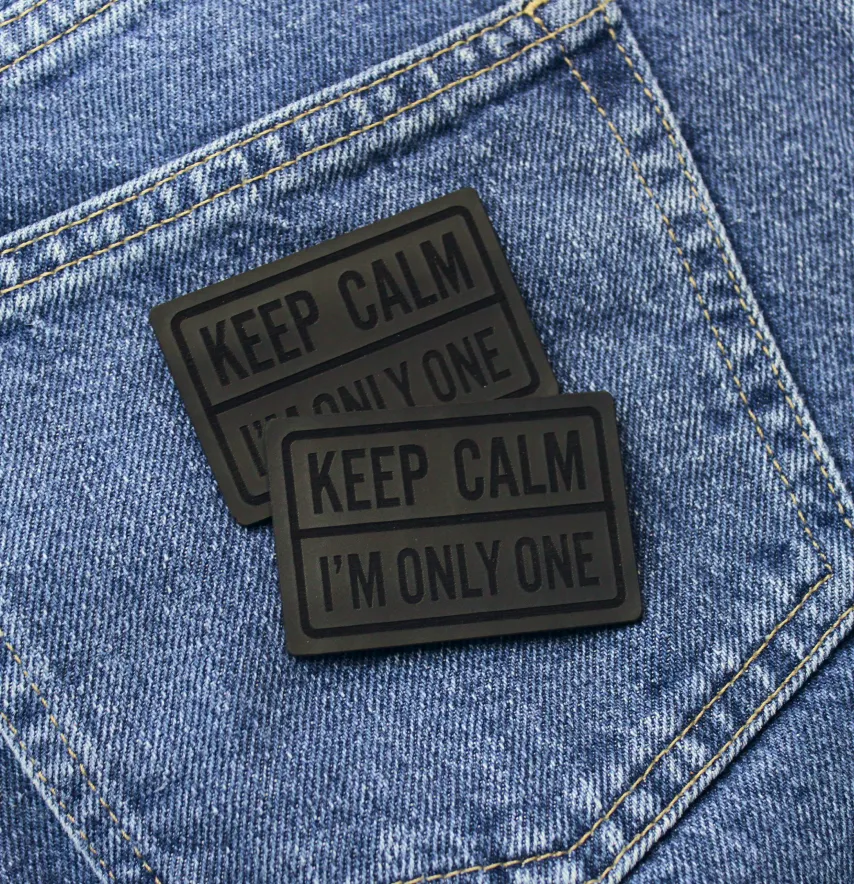Нашивка "Keep calm" 60*40 мм чорного кольору-1