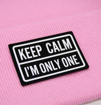 Нашивка "Keep calm" 60*40мм черного цвета