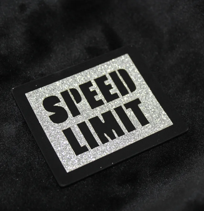 Нашивка з глітеру "Speed limit" 60*50 мм срібного кольору-0