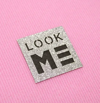 Нашивка из глитера "Look me" 50*50мм серебряно-черного цвета