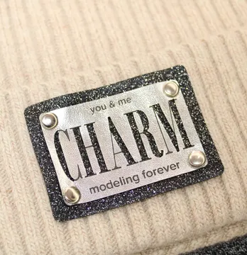Нашивка "Charm" 70*50 мм срібного кольору з глітером