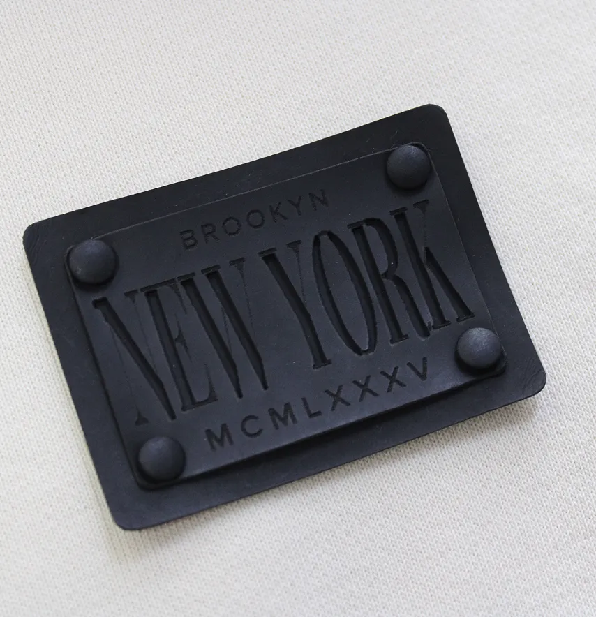 Нашивка "New York" 70*50 мм чорного кольору-0