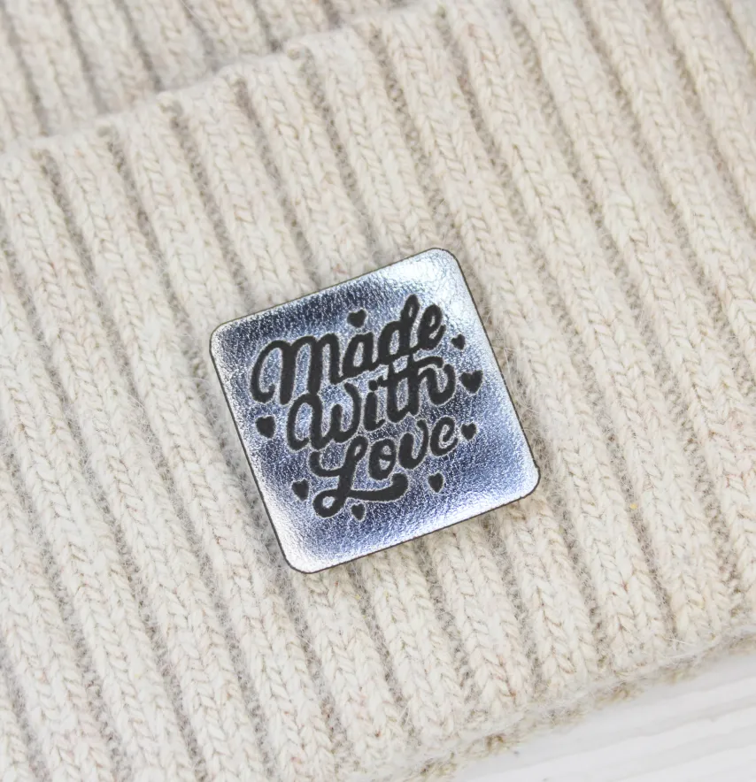 Нашивка "Made with love" 30*30 мм серебряного цвета