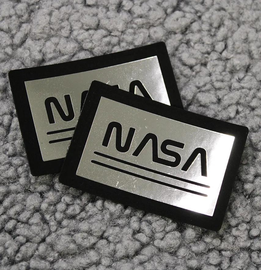 Нашивка "NASA" 60*40 мм чорного кольору зі сріблом-1