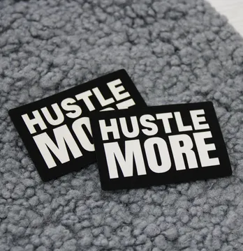 Нашивка "Hustle More" 60*40 мм чорного кольору
