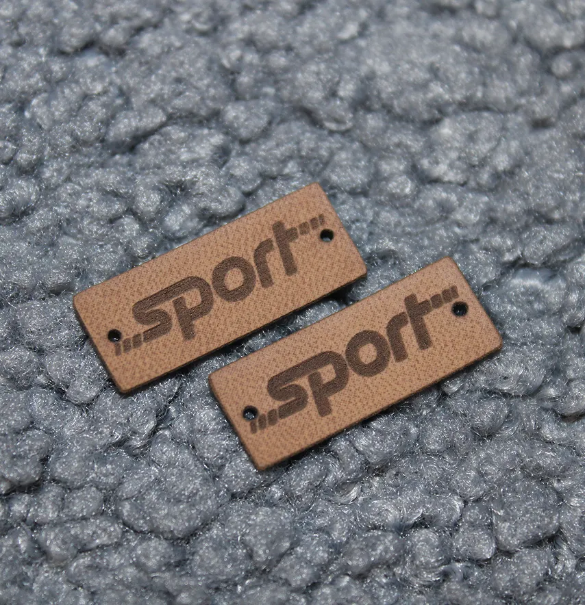 Нашивка "Sport" 30*12 мм песочного цвета-1
