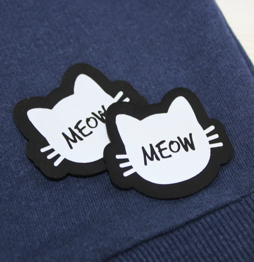 Нашивка світловідбивна "Meow" кіт 47*40 мм чорного кольору-1