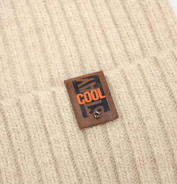 Нашивка "Stay cool" 18*50мм коричневого цвета