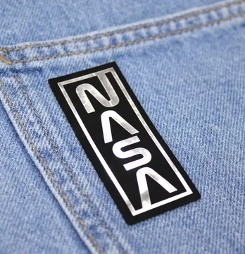 Нашивка "NASA" 70*30мм черного цвета с зеркальной надписью