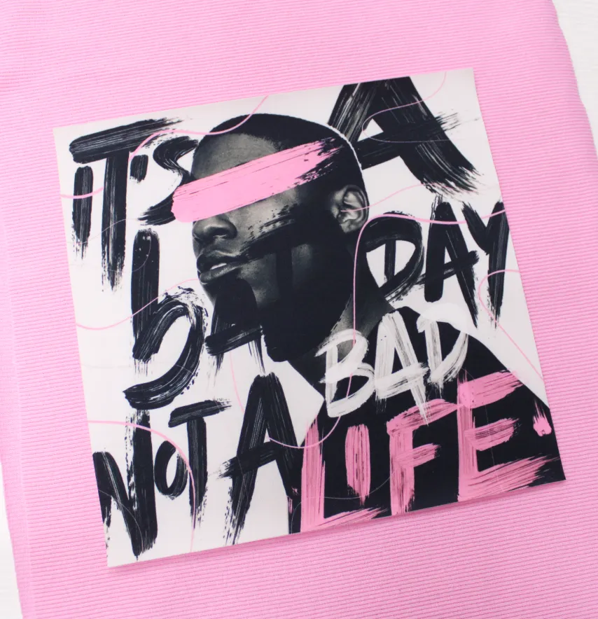 Нашивка тканева "Bad day, not a bad life" 22*22 см-0