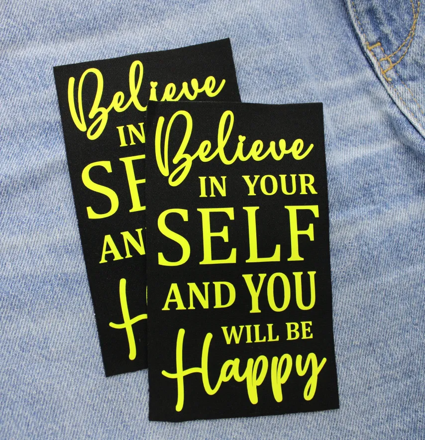 Нашивка "Believe in yourself" 80*140 мм салатовий напис-1
