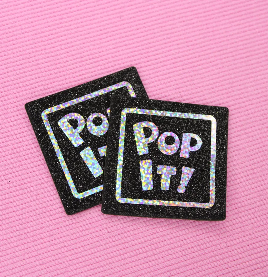 Нашивка з глітеру "Pop it" 50*50 мм чорного кольору-1
