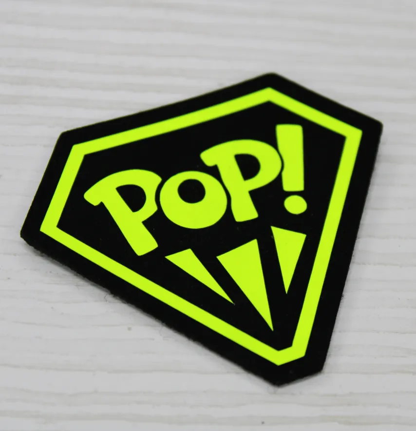Нашивка "Pop it" алмаз 50*60 мм чорного кольору з жовтим малюнком-0