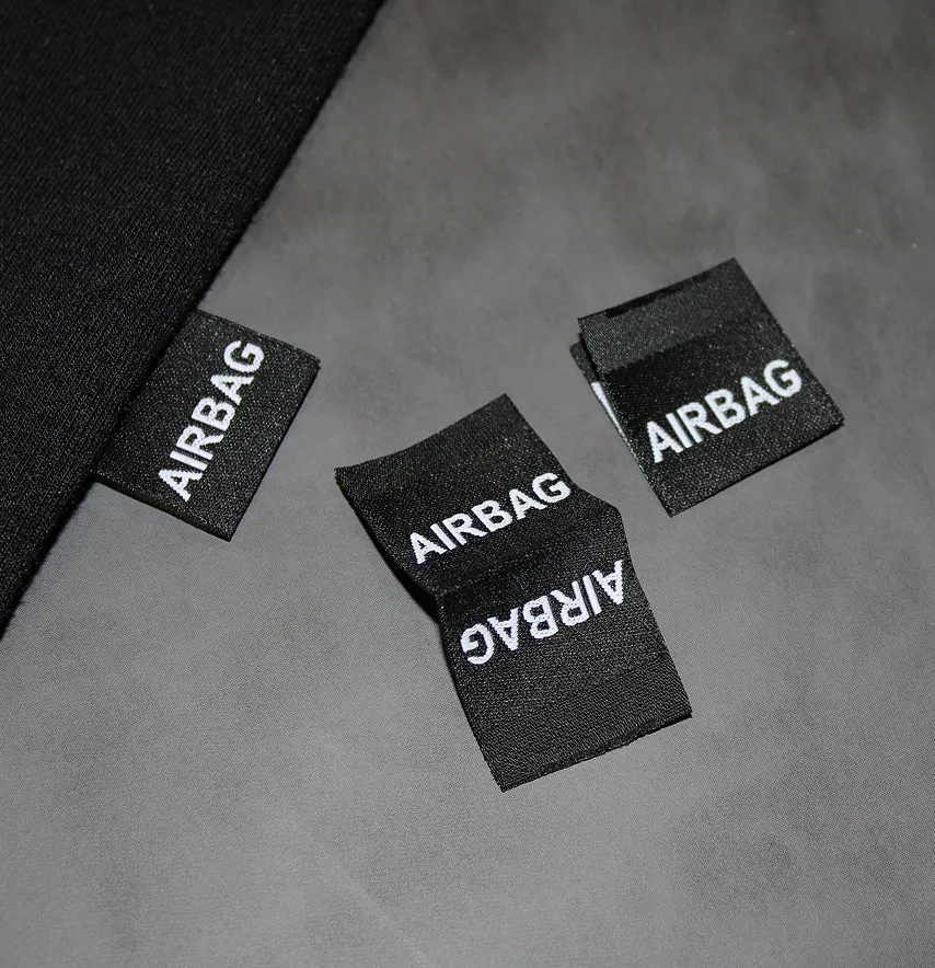 Бирка жакардова "Airbag" 50*40 мм чорного кольору -1
